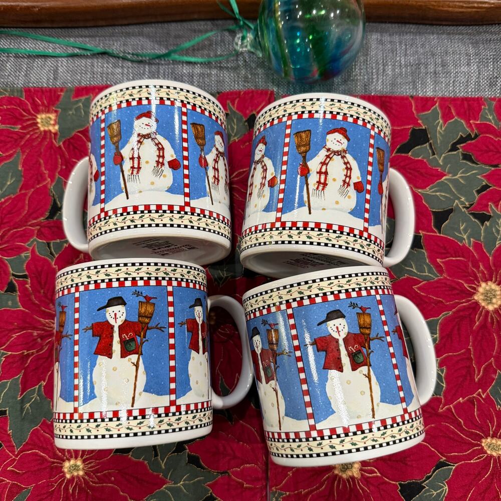Sakura Debbie Mumm Snowman Classic Set of‎ 4 Coffee Mugs in Flawless Condition